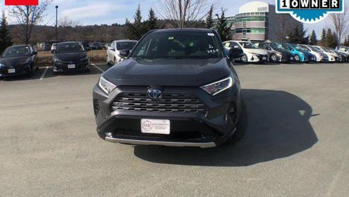 2020 Toyota RAV4 Hybrid SE