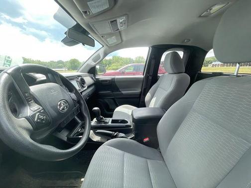 Super White 2019 Toyota Tacoma SR