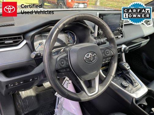2021 Toyota RAV4 Hybrid SE