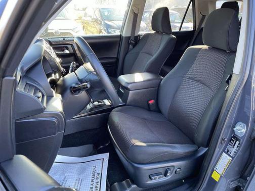 2024 Toyota 4Runner TRD Off Road