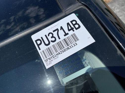 Crystal Black Pearl 2025 Honda Pilot EX-L