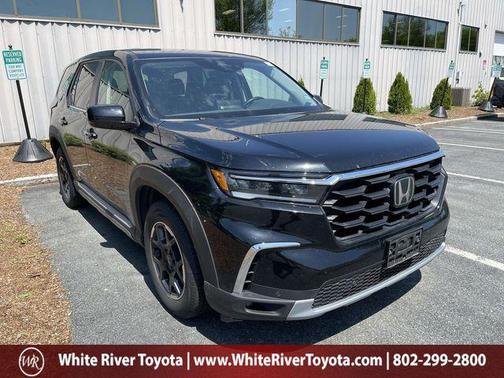 Crystal Black Pearl 2025 Honda Pilot EX-L