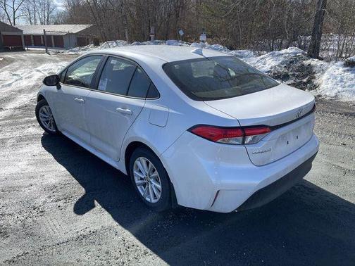 2026 Toyota Corolla Hybrid LE