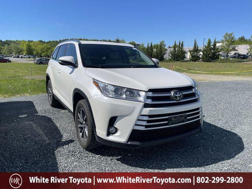 Blizzard Pearl 2019 Toyota Highlander XLE