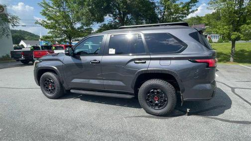2025 Toyota Sequoia Base