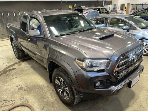 2017 Toyota Tacoma TRD Sport