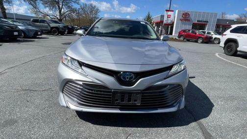 Celestial Silver Metallic 2018 Toyota Camry Hybrid XLE