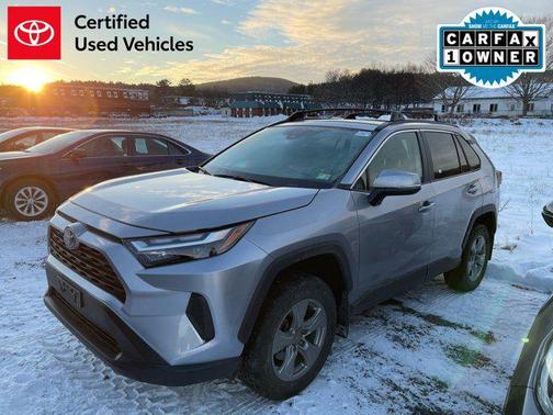 2022 Toyota RAV4 XLE