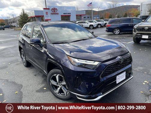 2025 Toyota RAV4 Hybrid SE