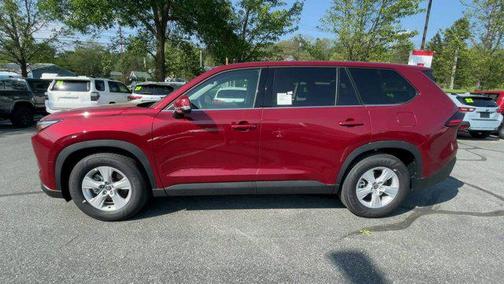 2025 Toyota Highlander LE
