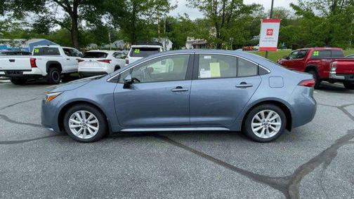 2025 Toyota Corolla Hybrid XLE