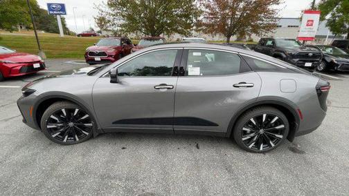 2025 Toyota Crown Platinum