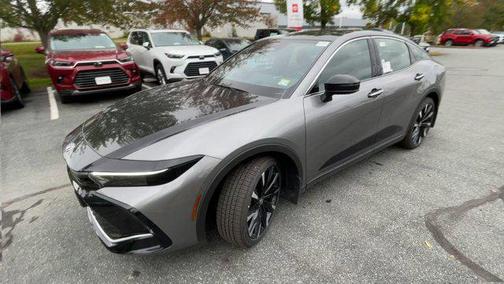 2025 Toyota Crown Platinum