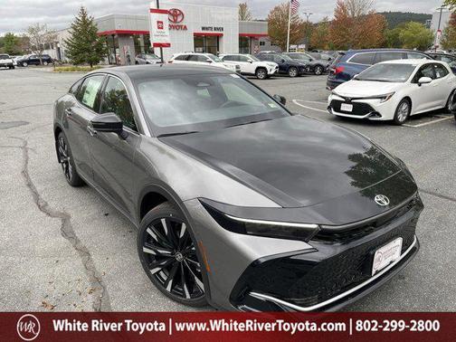 2025 Toyota Crown Platinum