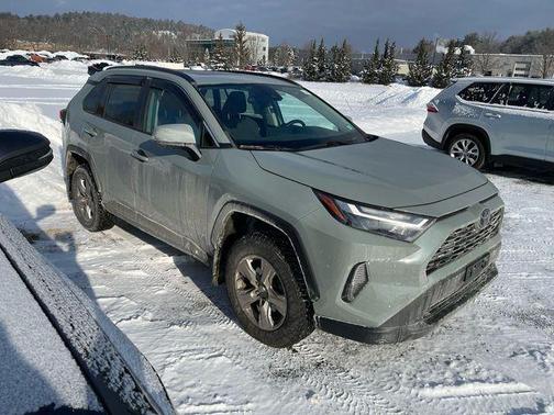 2023 Toyota RAV4 XLE
