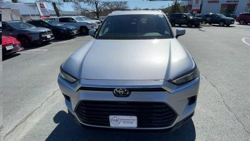 Celestial Silver Metallic 2026 Toyota Grand Highlander Hybrid XLE