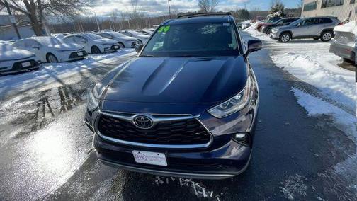 2024 Toyota Highlander Platinum