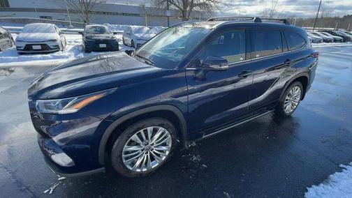 2024 Toyota Highlander Platinum