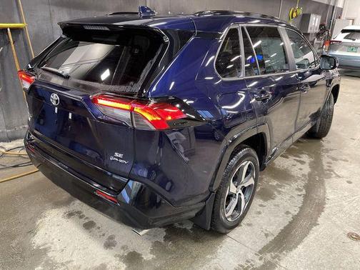 2025 Toyota RAV4 Hybrid SE