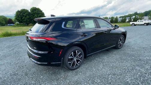 Black 2026 Toyota Crown Signia XLE