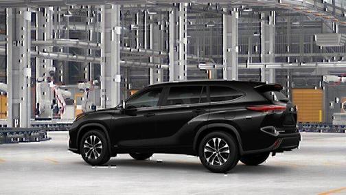 2025 Toyota Highlander Hybrid XLE