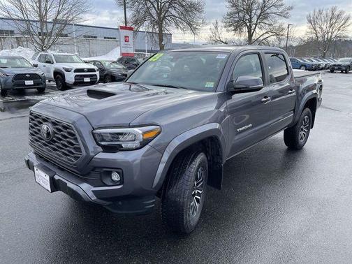 2023 Toyota Tacoma TRD Sport