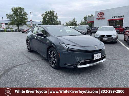 2025 Toyota Prius L