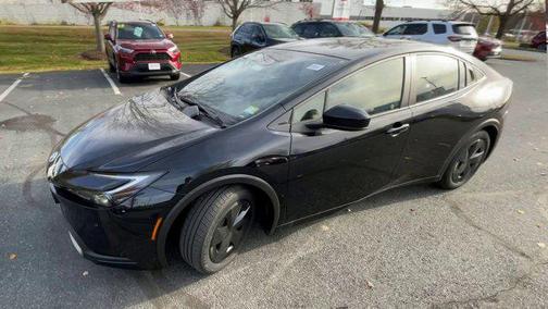 2026 Toyota Prius Plug-In Hybrid SE