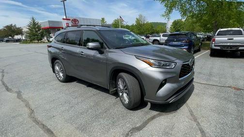 Heavy Metal 2026 Toyota Highlander Platinum