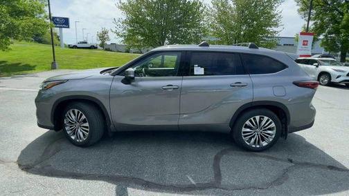 Heavy Metal 2026 Toyota Highlander Platinum