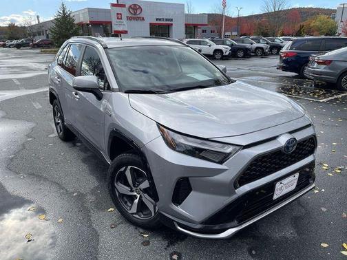 2023 Toyota RAV4 Prime SE