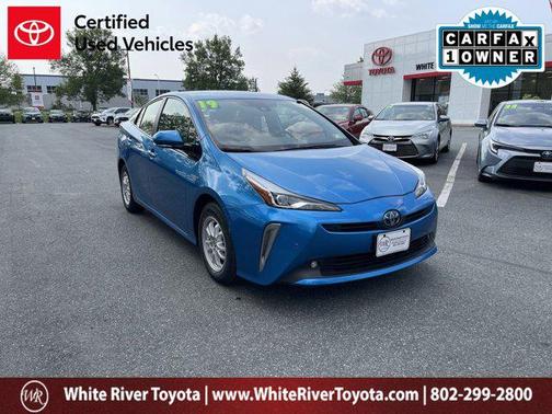 2019 Toyota Prius LE