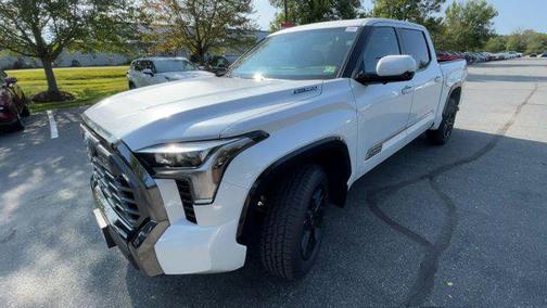 2026 Toyota Tundra Hybrid Platinum