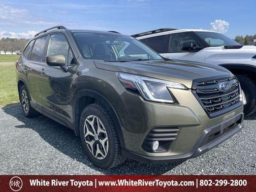 Autumn Green Metallic 2022 Subaru Forester Premium