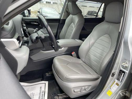 2020 Toyota Highlander XLE