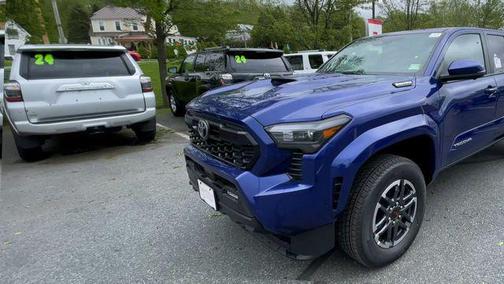 2025 Toyota Tacoma TRD Sport