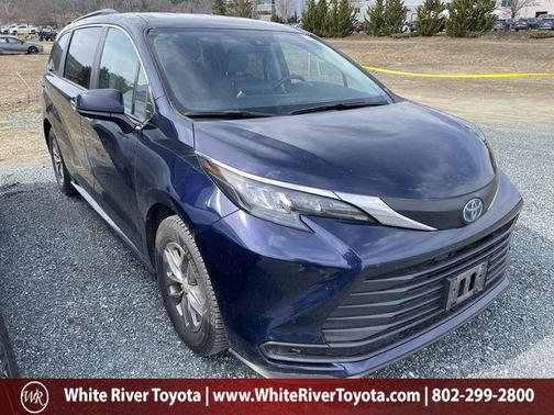 Dark Blue 2024 Toyota Sienna LE
