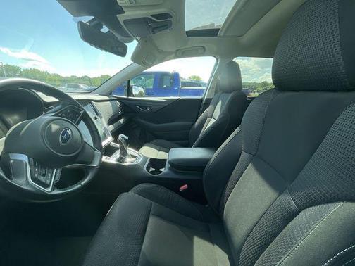 Ice Silver Metallic 2023 Subaru Outback Premium