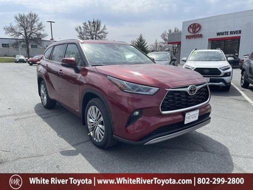2025 Toyota Highlander Hybrid Platinum