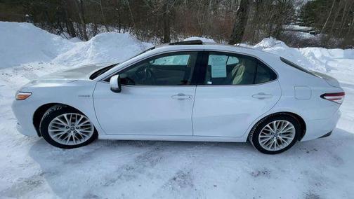 2018 Toyota Camry Hybrid XLE