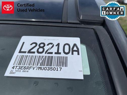 2021 Toyota RAV4 Hybrid SE