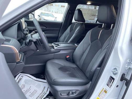 2026 Toyota Grand Highlander Hybrid Platinum MAX