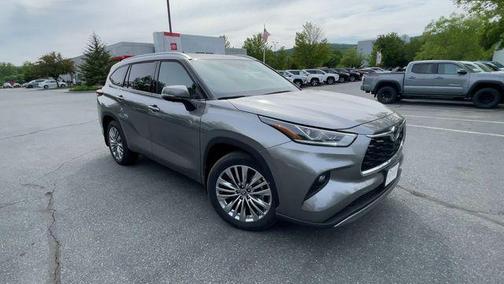 Heavy Metal 2026 Toyota Highlander Platinum