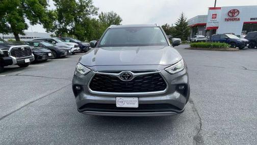 Heavy Metal 2026 Toyota Highlander Platinum