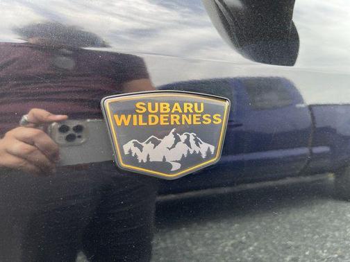 Crystal Black Silica 2022 Subaru Outback Wilderness