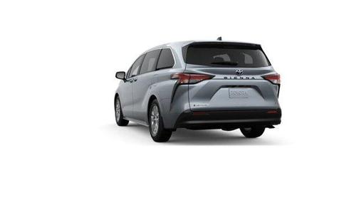 2025 Toyota Sienna LE