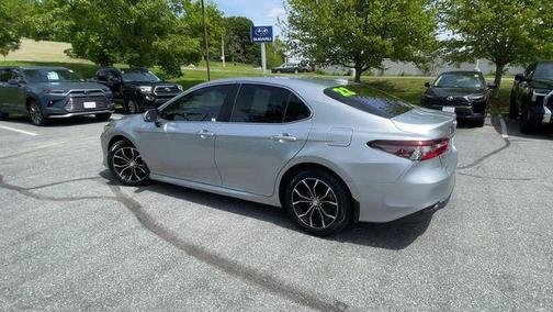 Celestial Silver Metallic 2022 Toyota Camry LE