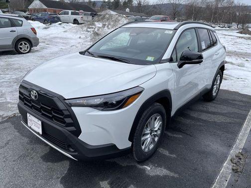 2026 Toyota Corolla Cross LE