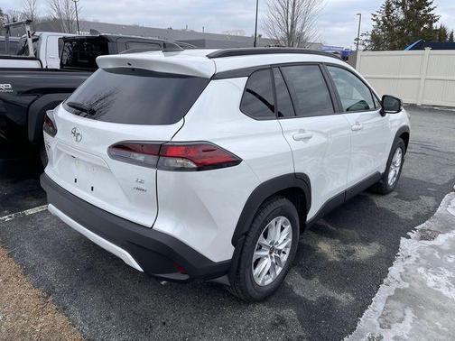 2026 Toyota Corolla Cross LE