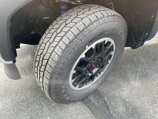 2026 Toyota Tacoma Hybrid TRD Off Road